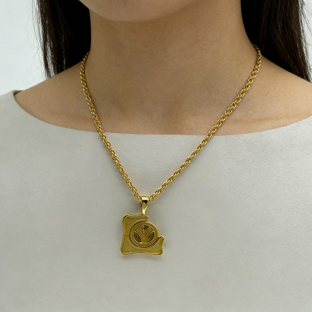 Love Pendant